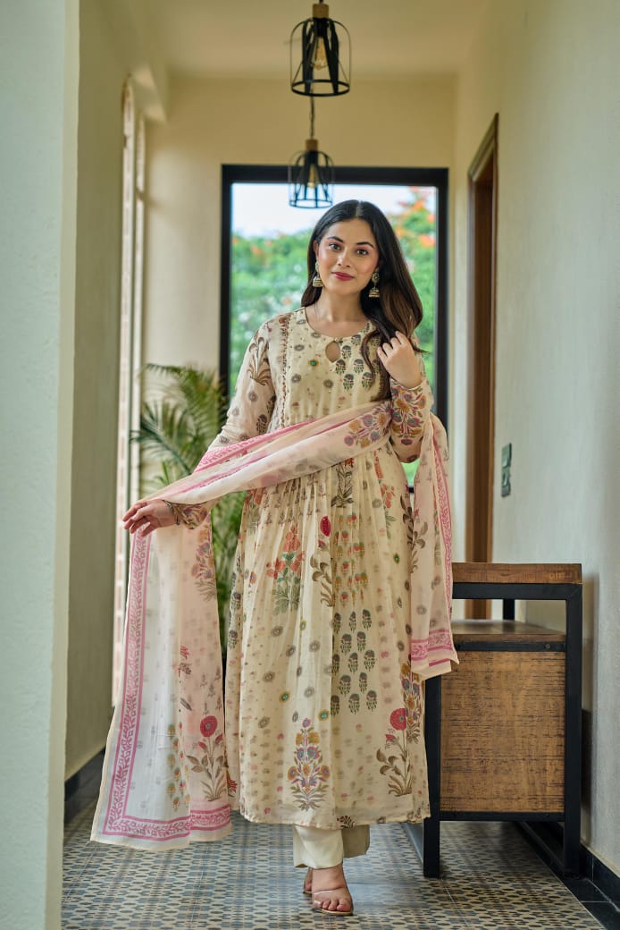 Elegance in Organza Anarkali 3 pc Suit Set