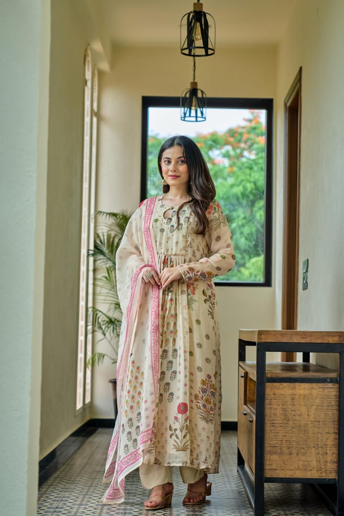 Elegance in Organza Anarkali 3 pc Suit Set