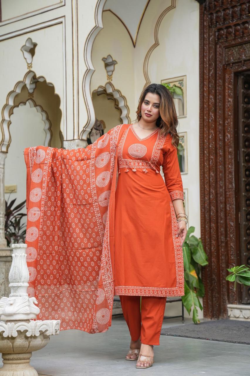 Timeless Bhandej Cotton Suit Set
