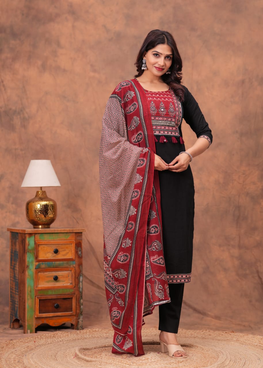 Elegant Bagru Cotton 3 Pc Suit Set